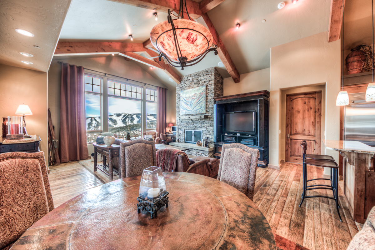 Montana Mountain View Luxury Suite , Big Sky, Montana Natural Retreats Vacation Homes